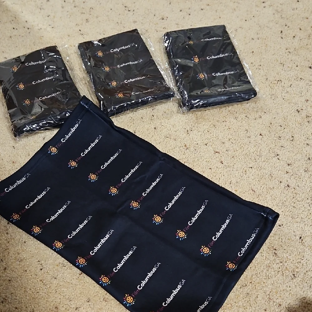 Columbia Black Neck Warmers